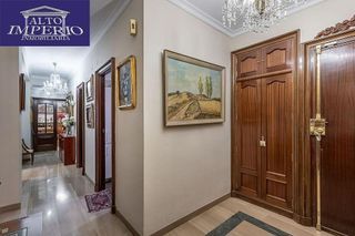 Piso en venta en Camino de Ronda - Rosaleda en Granada