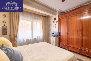 Piso en venta en Camino de Ronda - Rosaleda en Granada