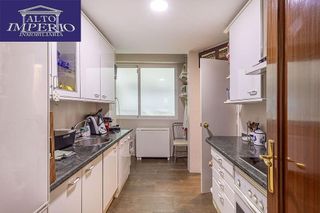 Piso en venta en Camino de Ronda - Rosaleda en Granada