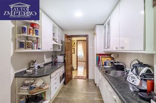 Piso en venta en Camino de Ronda - Rosaleda en Granada