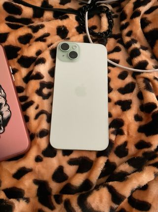 iPhone 15 Plus Verde