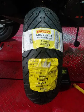 Neumático Pirelli 140/60-14 Angel Scooter