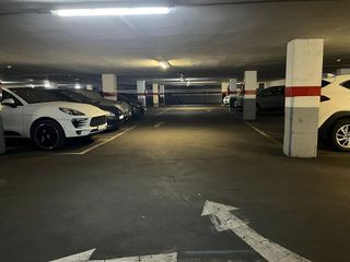 Garaje en venta en Centre en Hospitalet de Llobregat, L´