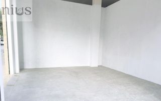 Local comercial en alquiler en Silla