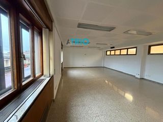 Oficina en alquiler en Plaza España - Villa Pilar - Reyes Católicos - Vadillos en Burgos