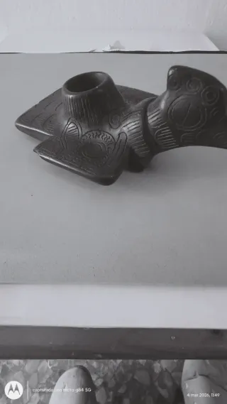 Conjunto 2  figuras de barro Negro/Marrón