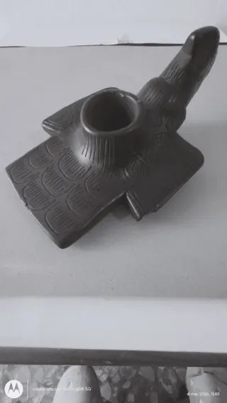 Conjunto 2  figuras de barro Negro/Marrón