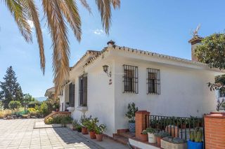 Chalet en venta en Guadix