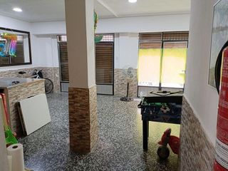 Local comercial en venta en Avenida de la Paz en Xirivella