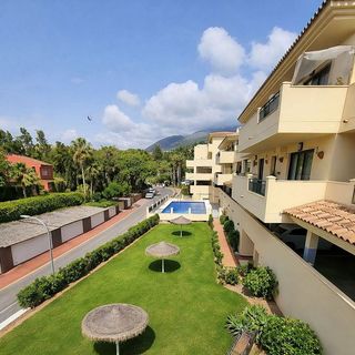 Piso en alquiler en Torrequebrada en Benalmádena