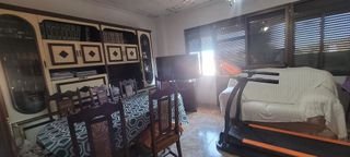 Chalet en venta en La Granja-La Colina-Los Pastores en Algeciras