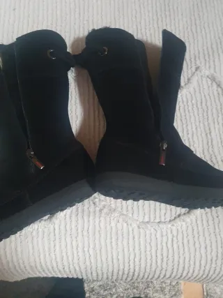 Stivaletti neri donna