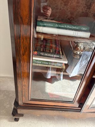 Mueble Librería Madera y Cristal