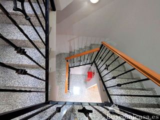 Piso en venta en Linares