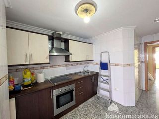 Piso en venta en Linares