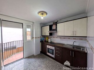 Piso en venta en Linares