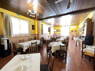 Local comercial en venta en Camino Viejo de Málaga en Vélez-Málaga