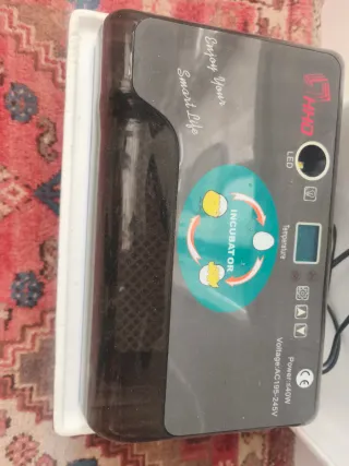Incubadora HHD para pollitos
