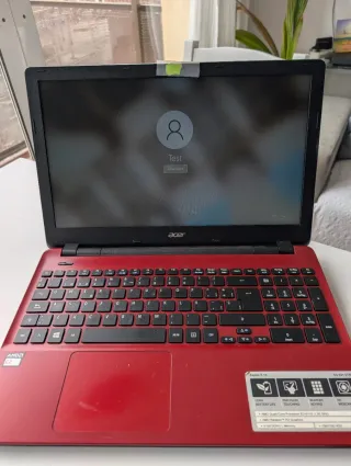 Acer Aspire E 15 Laptop Rojo