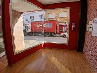 Local comercial en alquiler en Tomelloso