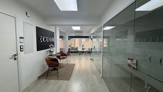 Oficina en alquiler en Centro en Alicante