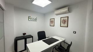 Oficina en alquiler en Centro en Alicante