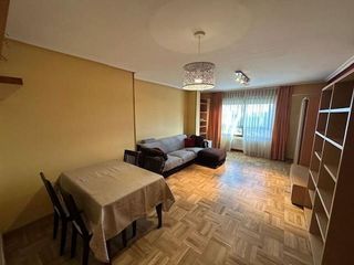 Piso en alquiler en Hospital - G3 - G2 en Burgos