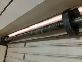 Puerta Enrollable Garaje con motor