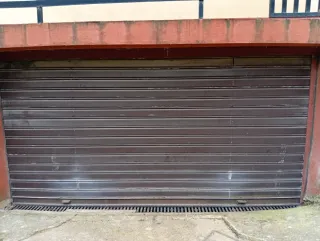 Puerta Enrollable Garaje con motor