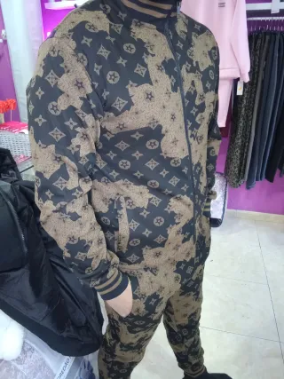 Conjunto Chándal Estampado prefu tar tallas dispon