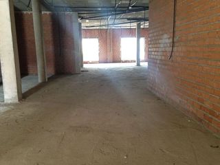 Local comercial en venta en Tomelloso