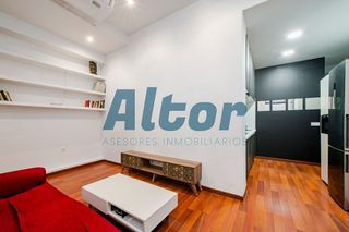 Local comercial en venta en Trafalgar en Madrid