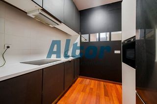 Local comercial en venta en Trafalgar en Madrid