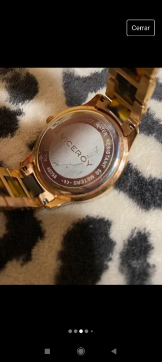 Reloj Viceroy Dorado con Detalles Multicolor