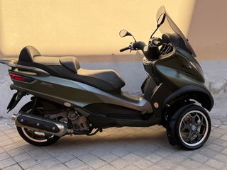 Piaggio MP3 500 - Maxi Scooter Automática