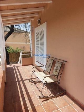 Chalet en alquiler en Montequinto en Dos Hermanas