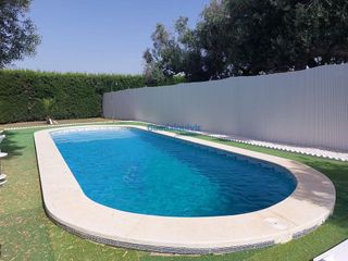 Chalet en alquiler en Montequinto en Dos Hermanas