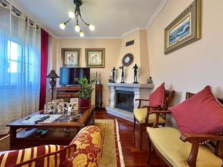 Casa pareada en venta en Lavadores en Vigo