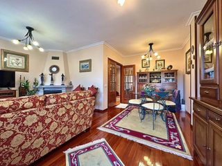 Casa pareada en venta en Lavadores en Vigo