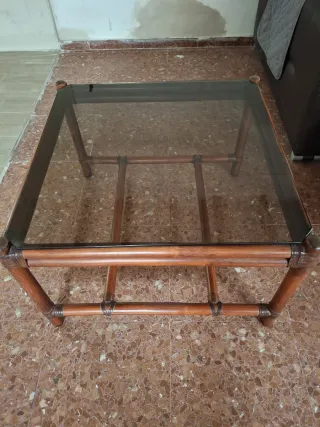 Mesa auxiliar bambú y cristal