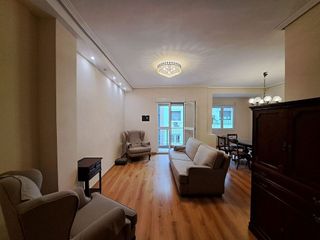 Piso en alquiler en Los Remedios en Sevilla