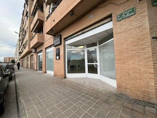 Local comercial en alquiler en Cardenal Benlloch en Mislata