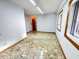 Oficina en alquiler en Plaza España - Villa Pilar - Reyes Católicos - Vadillos en Burgos