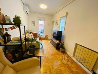 Ático en alquiler en Almagro en Madrid