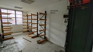Nave industrial en venta en Valle de Trápaga-Trapagaran