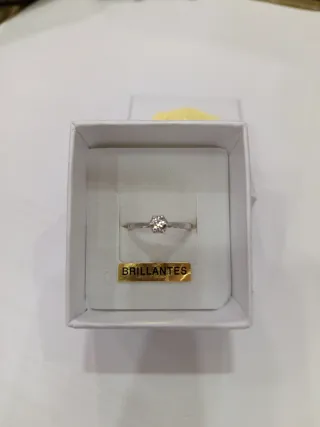 Anillo oro blanco 750 mml diamante