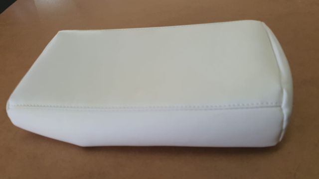 car seat headrest white leather