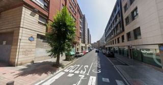Local comercial en venta en San Pedro de Deusto-La Ribera en Bilbao