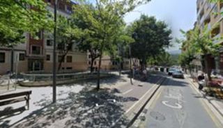 Local comercial en venta en San Pedro de Deusto-La Ribera en Bilbao