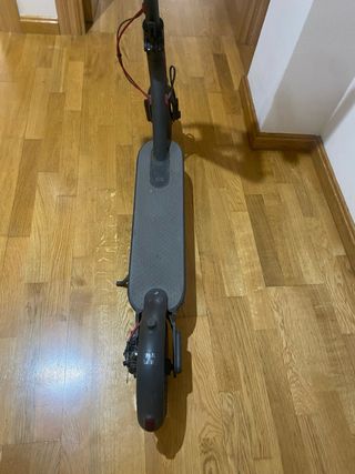 Patinete Eléctrico Xiaomi Mi Scooter M365